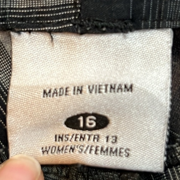 Columbia Titanium Omni-Shield Black Plaid Shorts size 16 - Picture 5 of 12